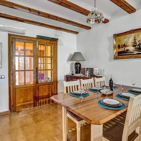 La Isla Casa Barnaby Villa Platja de Larenal ภายนอก รูปภาพ