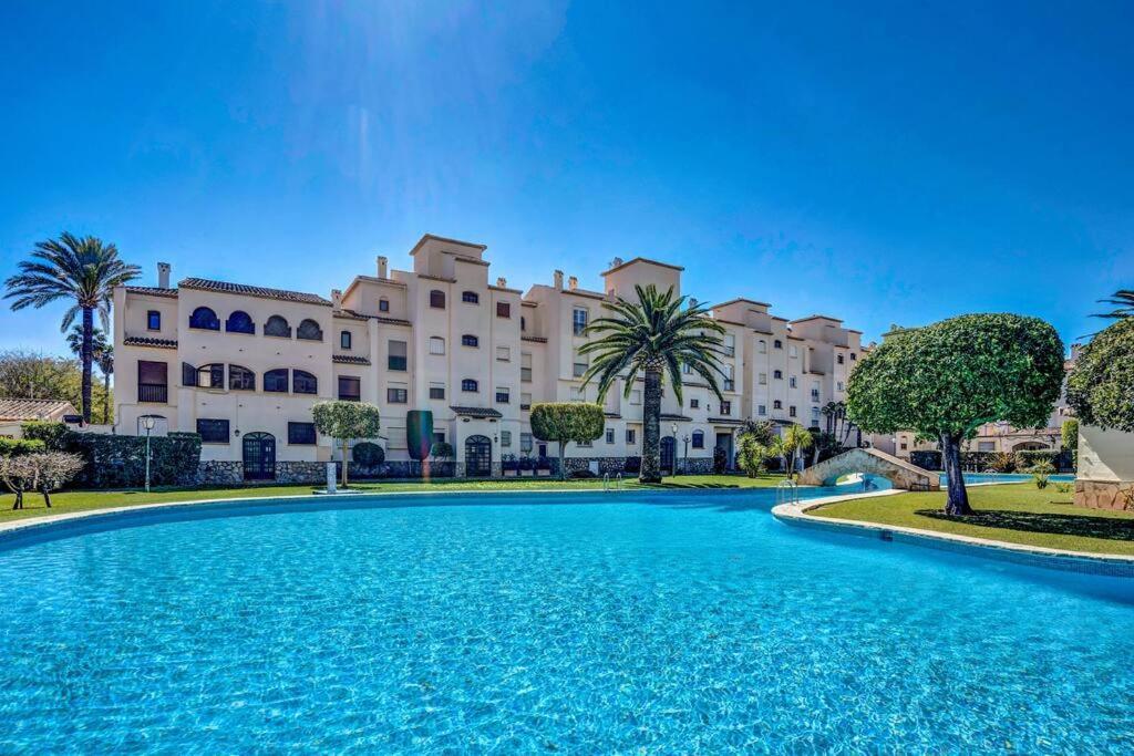 La Isla Casa Barnaby Villa Platja de Larenal ภายนอก รูปภาพ