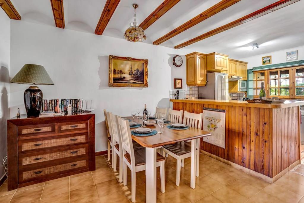 La Isla Casa Barnaby Villa Platja de Larenal ภายนอก รูปภาพ