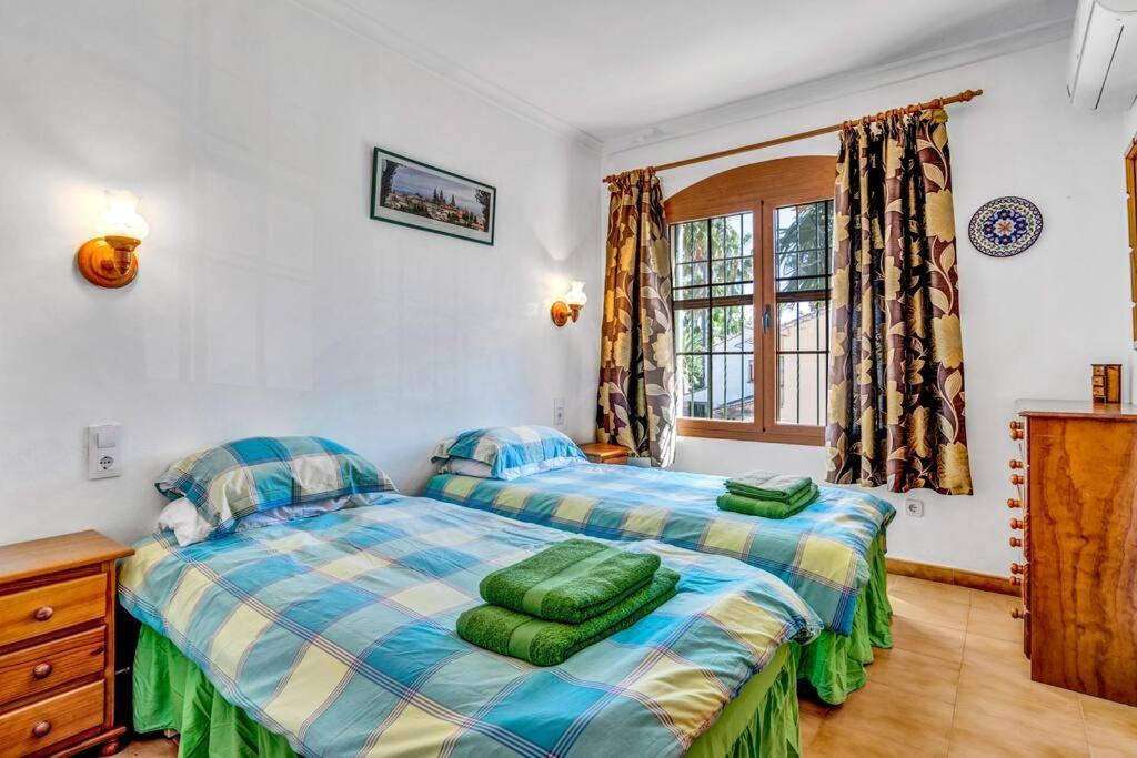 La Isla Casa Barnaby Villa Platja de Larenal ภายนอก รูปภาพ