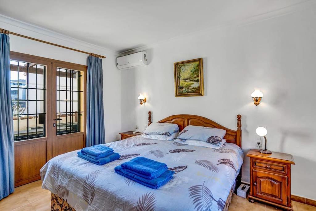 La Isla Casa Barnaby Villa Platja de Larenal ภายนอก รูปภาพ