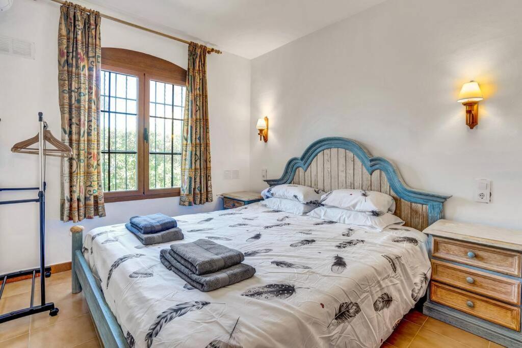 La Isla Casa Barnaby Villa Platja de Larenal ภายนอก รูปภาพ